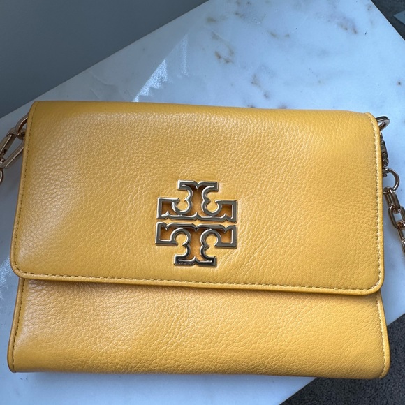Tory Burch Britten Chain Wallet - Picture 3 of 6